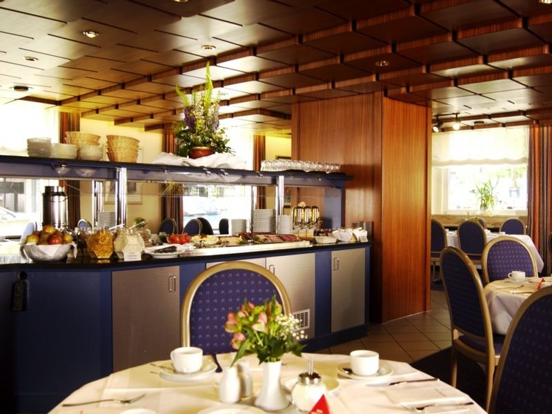 Intercityhotel שטוטגרט מראה חיצוני תמונה