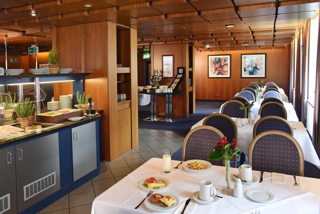 Intercityhotel שטוטגרט מראה חיצוני תמונה
