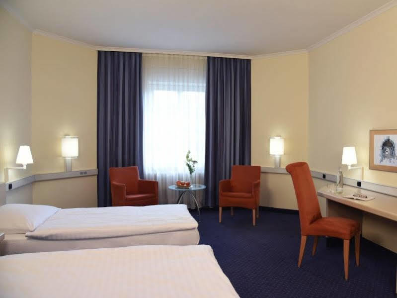 Intercityhotel שטוטגרט מראה חיצוני תמונה