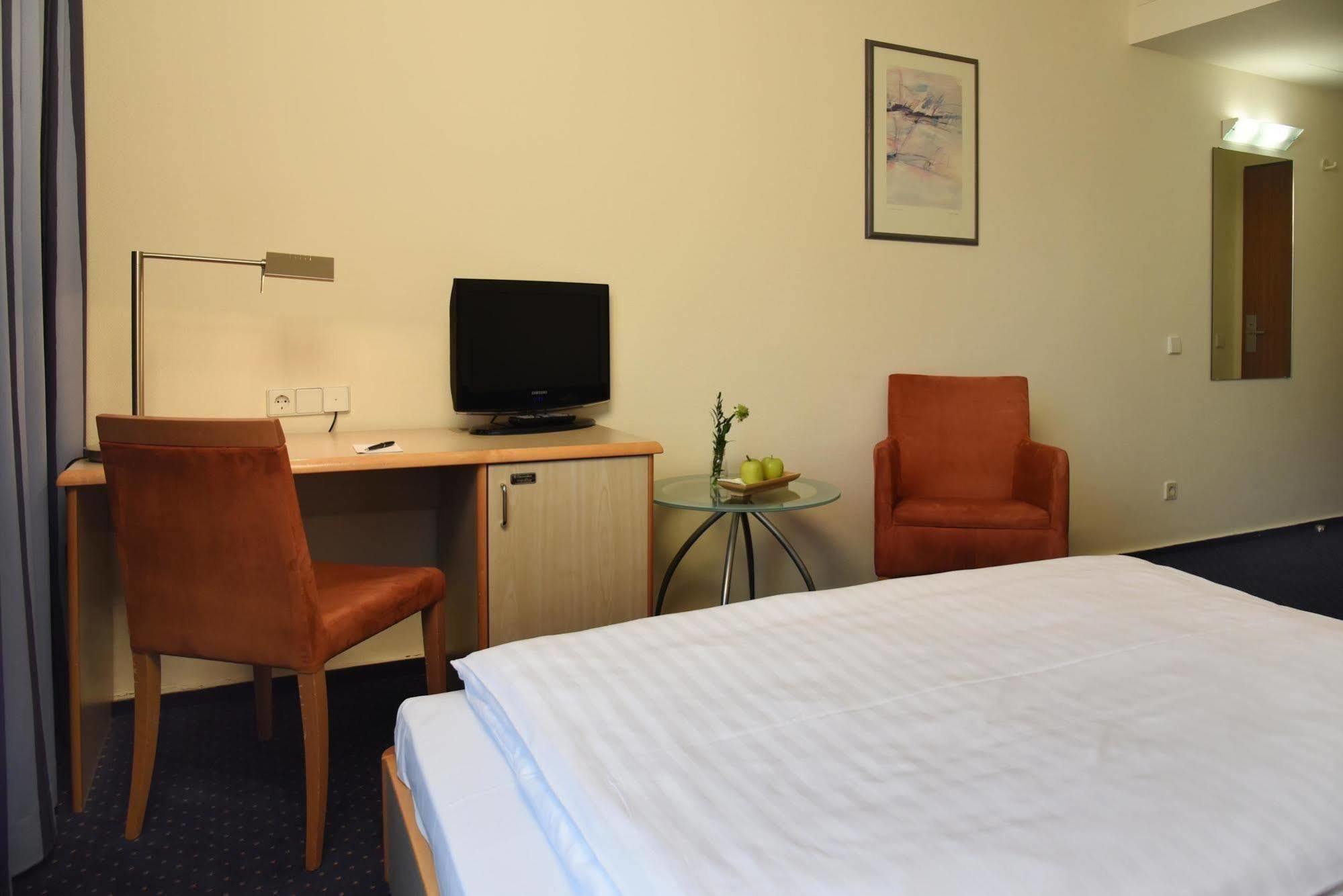 Intercityhotel שטוטגרט מראה חיצוני תמונה